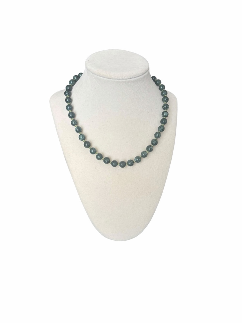 Estate 1970s Natural Spinach Nephrite Jade Beaded Necklace - Hand Knotted